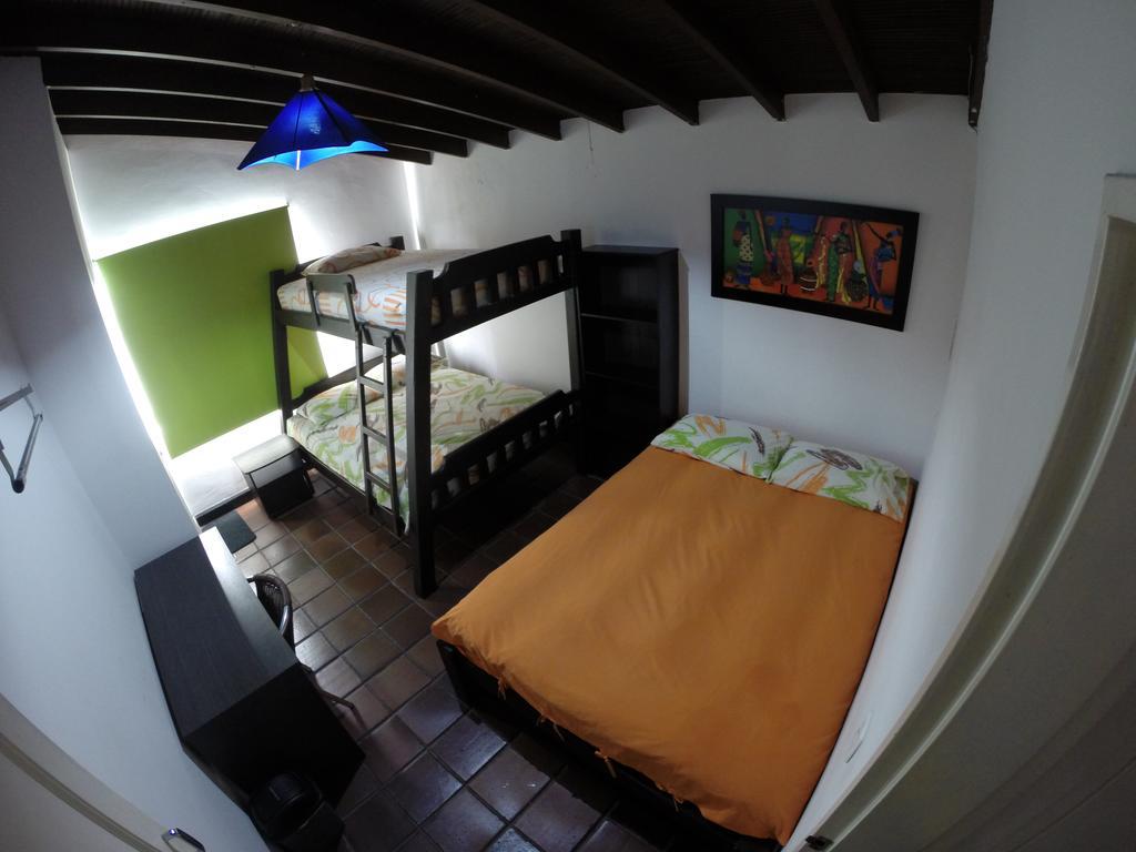 Waypoint Hostel Medellin Room photo
